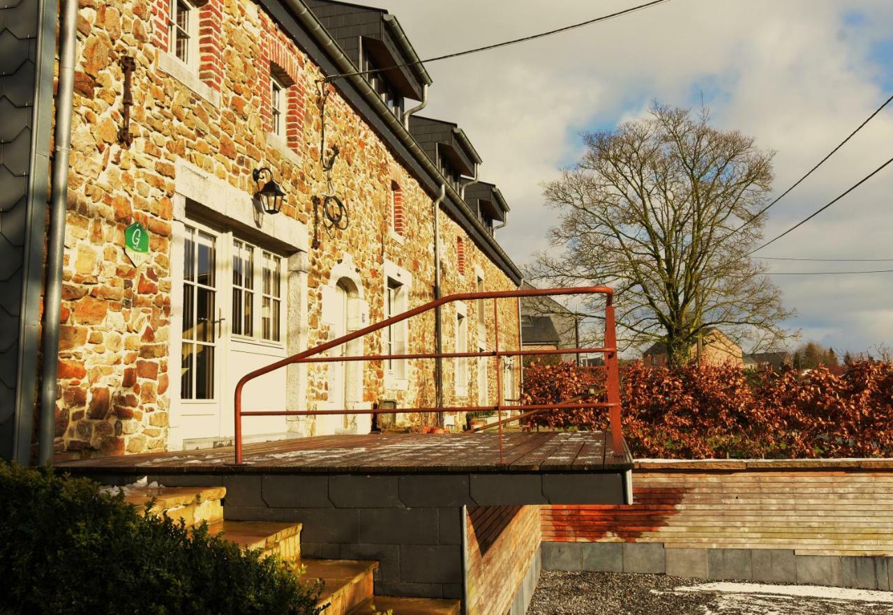 Les Houx De Mathieu Villa Engis Exterior photo